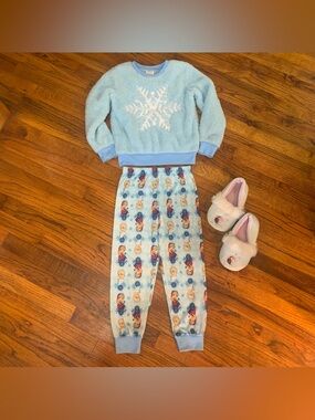 Girls Disney Frozen Elsa & Anna 3 Pc LS Pajama Pant Shirt Slipper Shoe Set